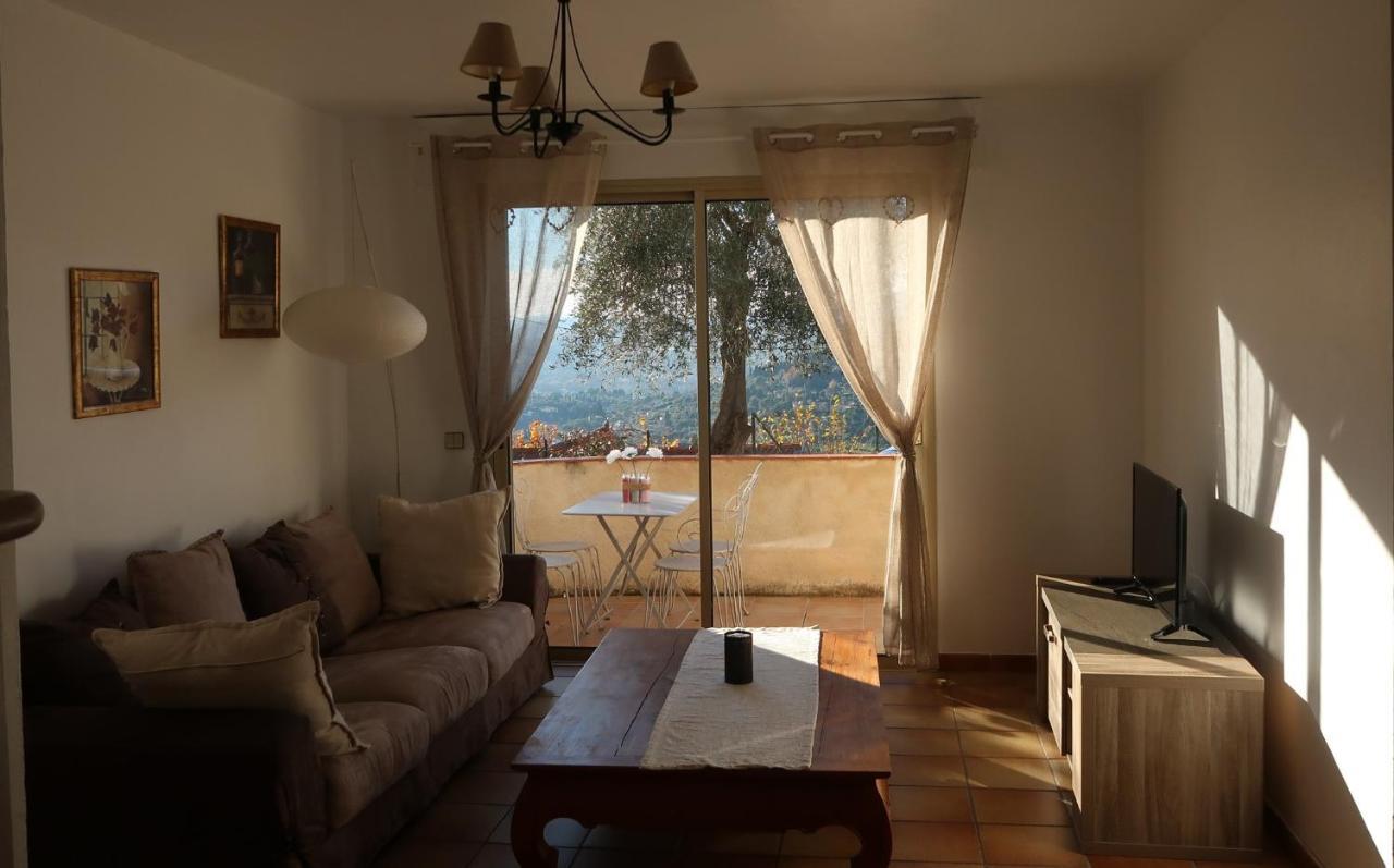 Appartement Spacieux Et Chaleureux A גראס מראה חיצוני תמונה
